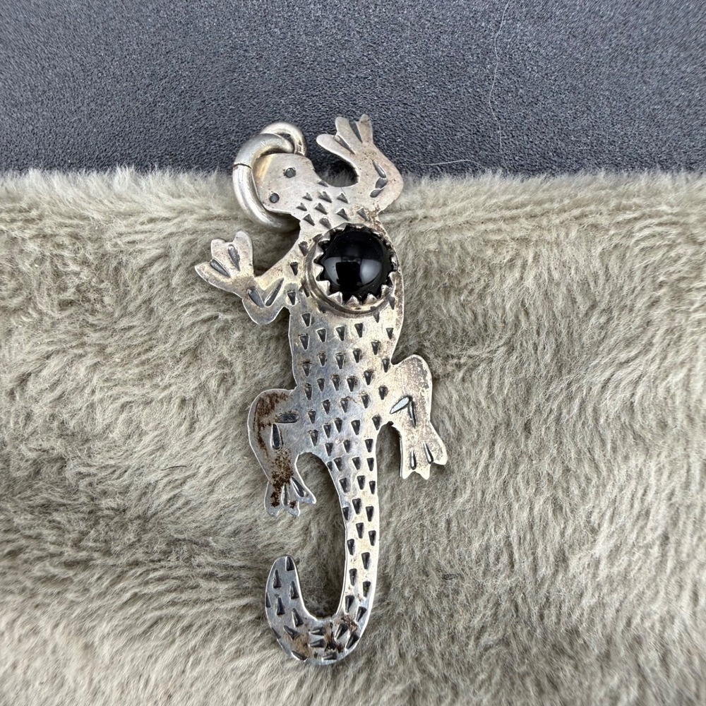 Vintage‎ Sterling Silver Lizard Pendant Gecko
